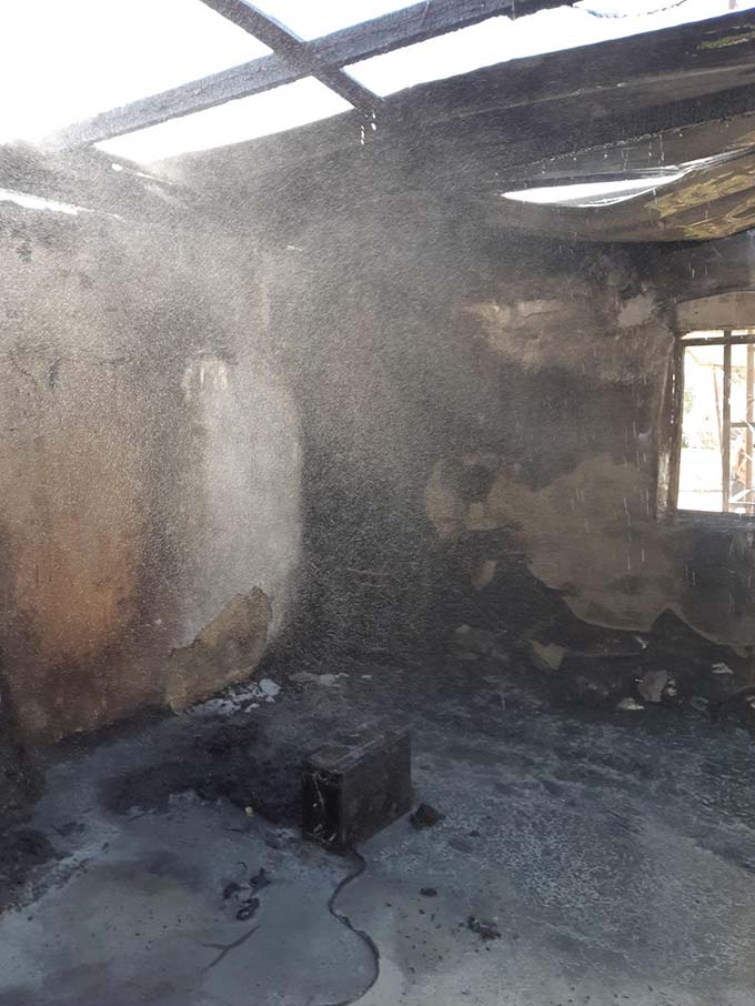 حريق في منزل وإصابة 3 طفلات وأمهن